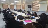 برگزاری آزمون جامع واحد سلامت خانواده، برنامه کودک و نوزاد و شیر مادر به منظور سنجش علمی مراقبین سلامت در سالن جلسات شبکه بهداشت شهرستان پیشوا